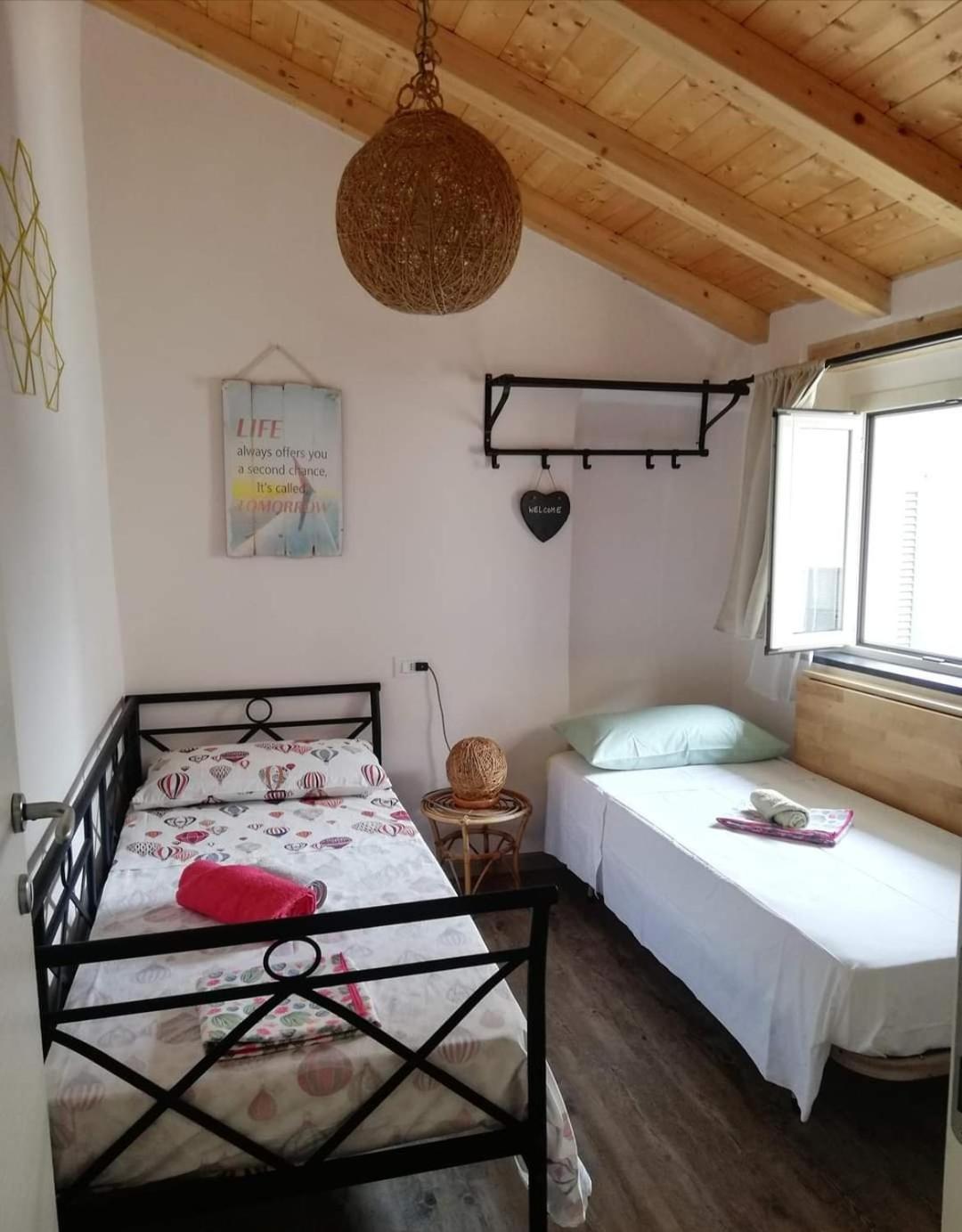 Casa Vacanza L'Ulivo Αλμπένγκα Εξωτερικό φωτογραφία